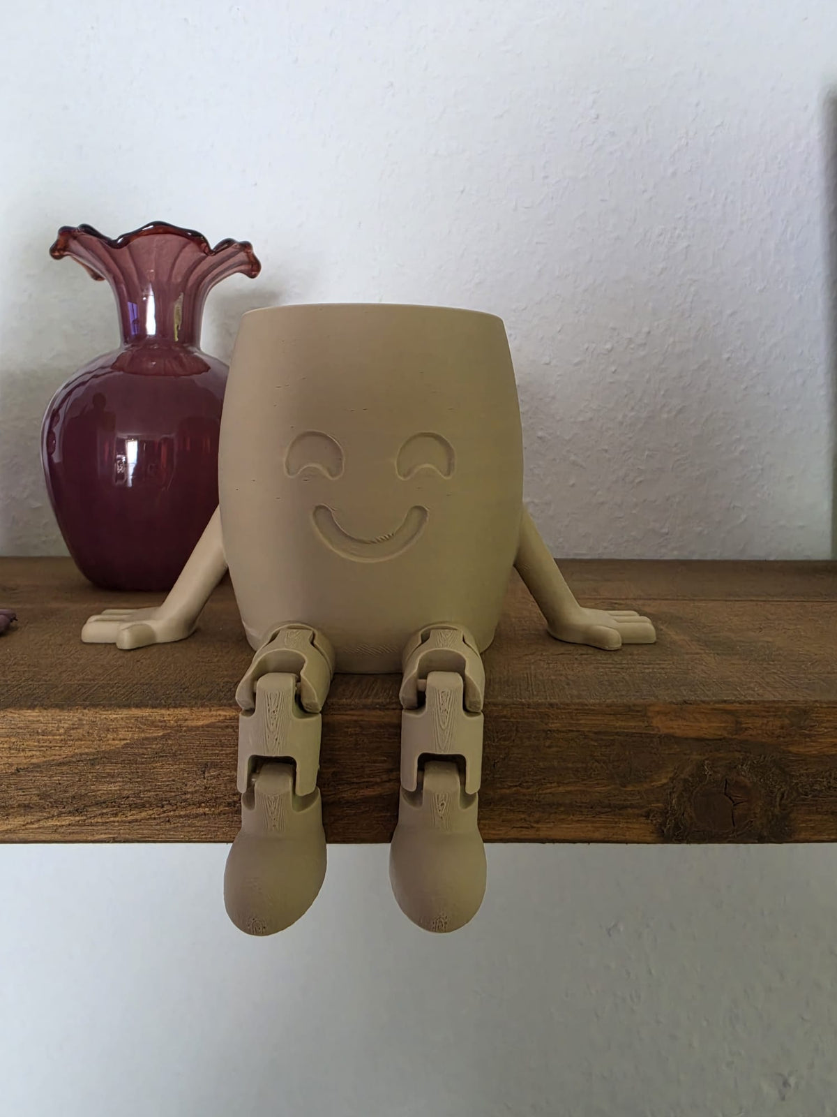 3D Geprinte Bloempot met Beentjes – Zittend Mannetje | Woondecoratie